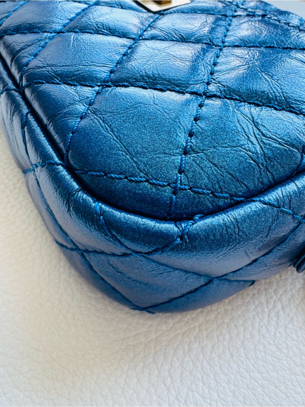 Chanel Mini 2.55 Reissue Quilted Metallic Blue Crossbody Bag with Gold Chain - Picture 6 of 16